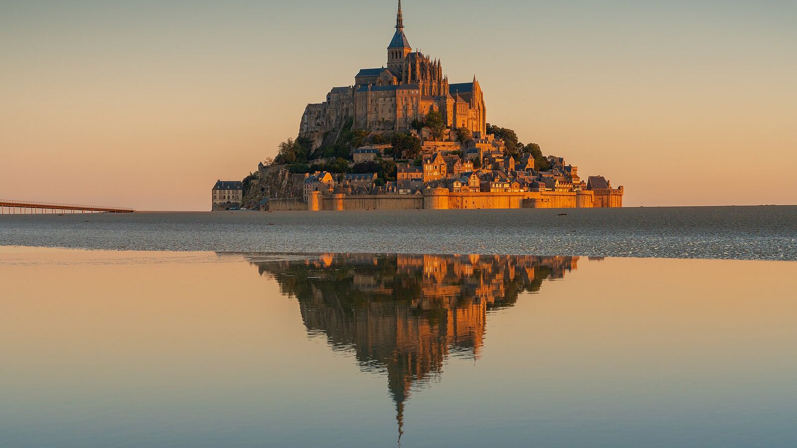 Visit Mont-Saint-Michel